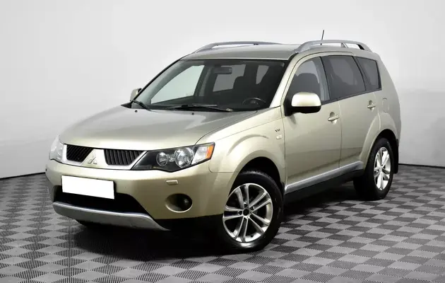 Mitsubishi Outlander, фото №1