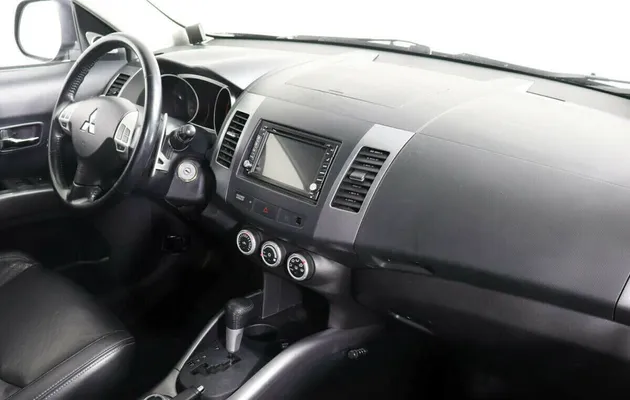 Mitsubishi Outlander II, фото №11