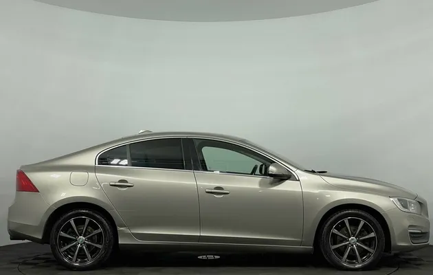 Volvo S60 II Рестайлинг, фото №3