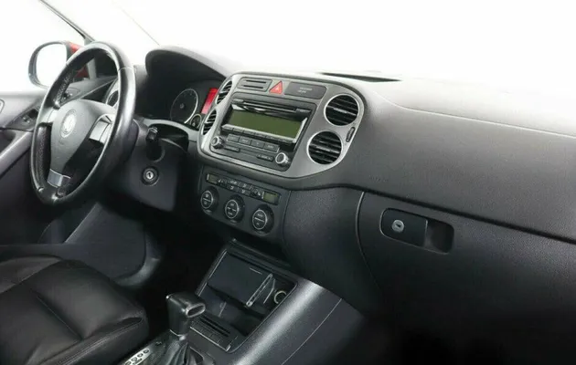 Volkswagen Tiguan 2.0 Автомат, фото №5