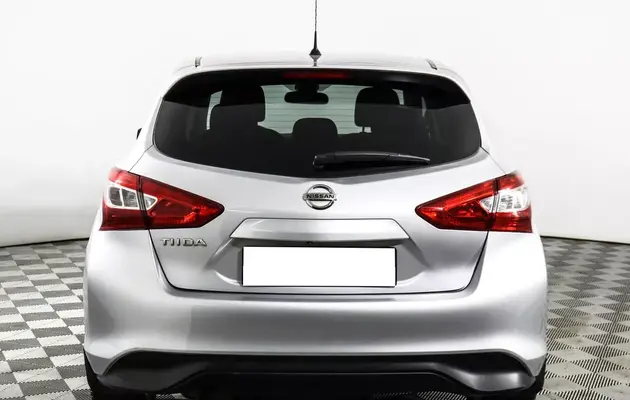 Nissan Tiida, фото №6