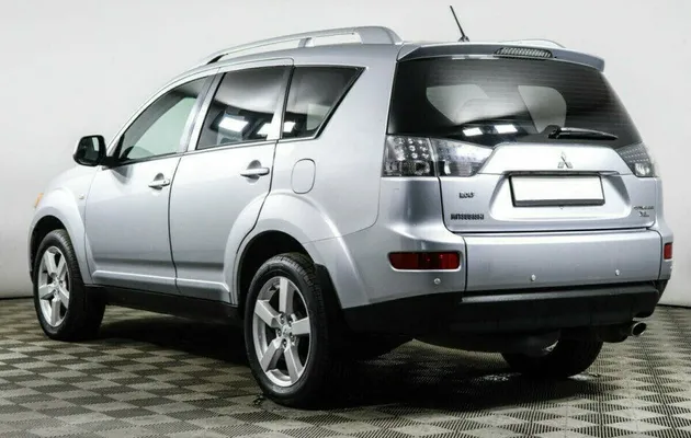 Mitsubishi Outlander 2.4 Вариатор, фото №4
