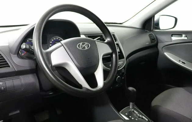 Hyundai Solaris 1.4 Автомат, фото №5