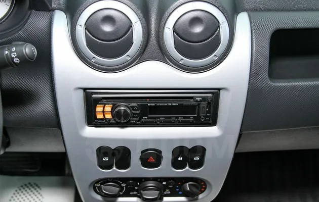 Renault Sandero, фото №14