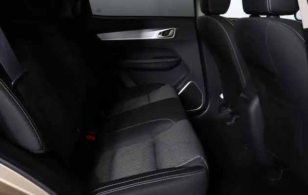 Geely Emgrand X7, фото №15