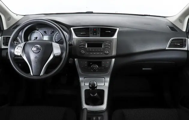 Nissan Tiida, фото №11