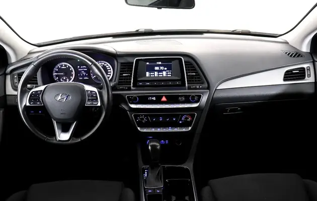 Hyundai Sonata, фото №12