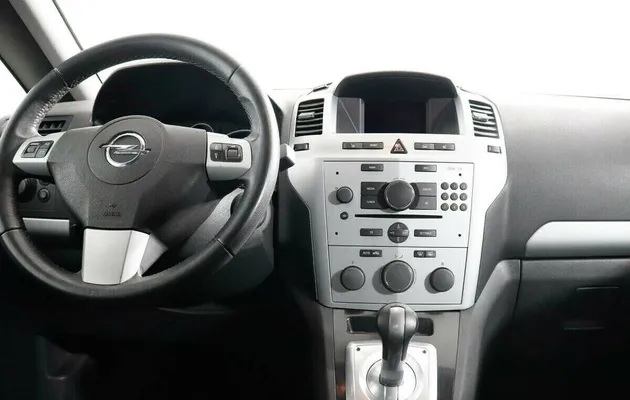 Opel Zafira B Рестайлинг, фото №6