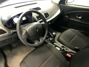 Renault FLUENCE