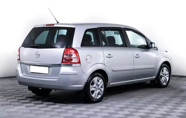 Opel Zafira, фото №5