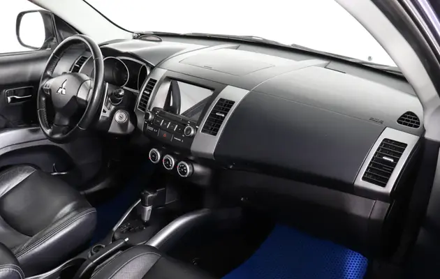 Mitsubishi Outlander, фото №10