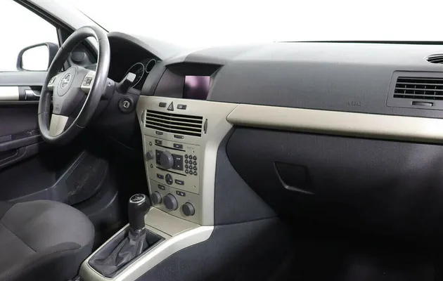 Opel Astra H Рестайлинг, фото №9