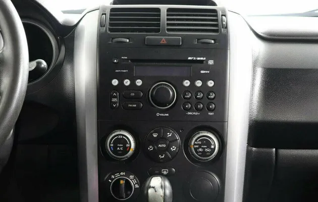 Suzuki Grand Vitara 2.0 Автомат, фото №5