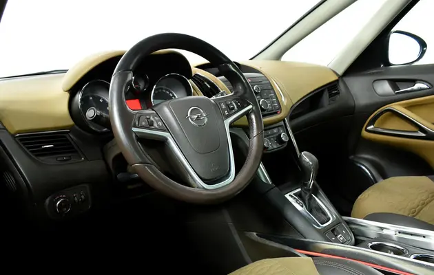 Opel Zafira, фото №13