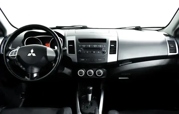 Mitsubishi Outlander, фото №11