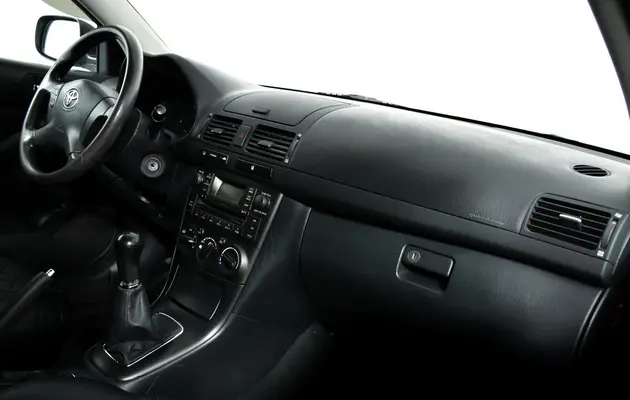 Toyota Avensis, фото №9