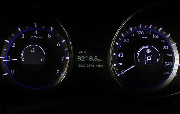 Hyundai Sonata, фото №11