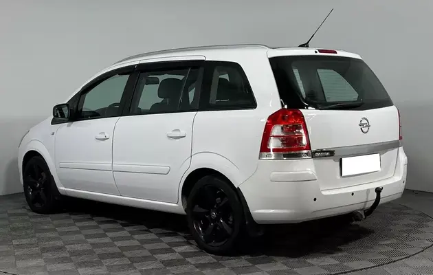Opel Zafira, фото №7
