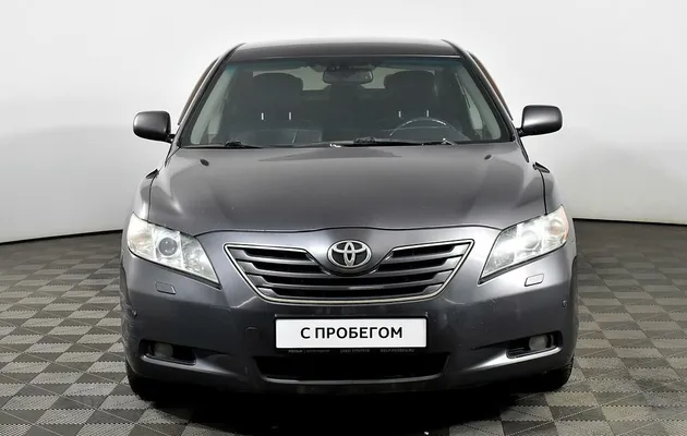 Toyota Camry, фото №2