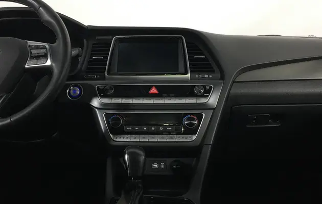 Hyundai Sonata, фото №11