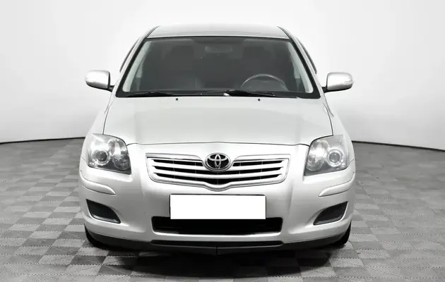 Toyota Avensis, фото №2