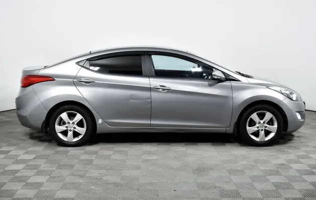 Hyundai Elantra, фото №4