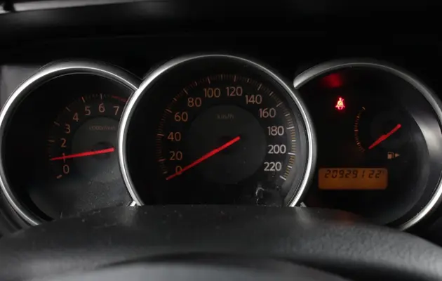 Nissan Tiida, фото №11
