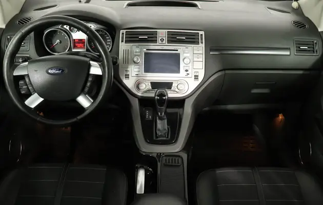 Ford Kuga, фото №8