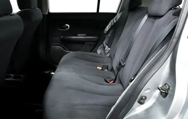 Nissan Tiida, фото №12