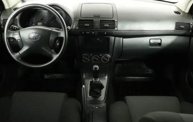 Toyota Avensis, фото №8