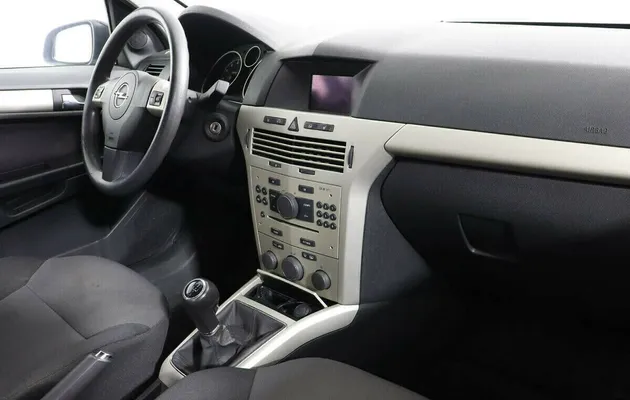 Opel Astra H Рестайлинг, фото №7