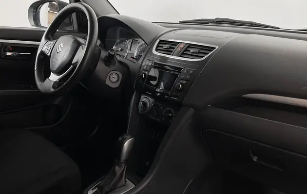 Suzuki Swift, фото №9