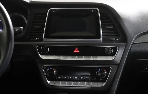 Hyundai Sonata, фото №12