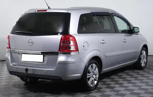 Opel Zafira, фото №5