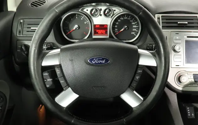 Ford Kuga, фото №9
