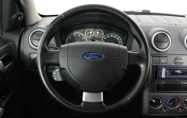 Ford Fusion I Рестайлинг, фото №6