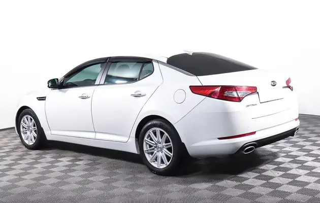 Kia Optima, фото №7