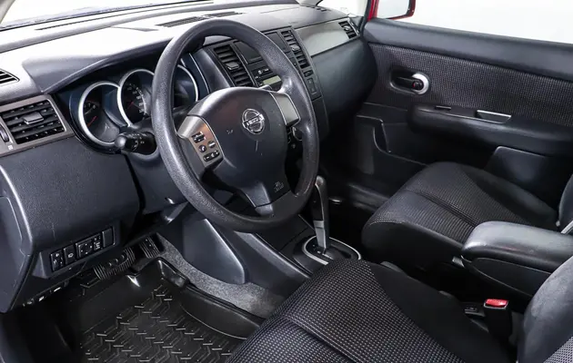 Nissan Tiida, фото №16