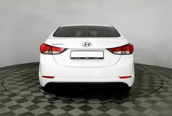 Hyundai ELANTRA